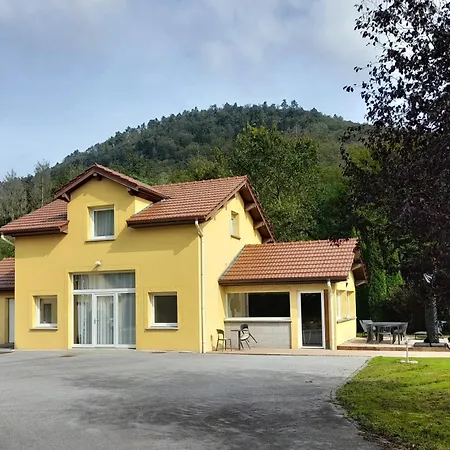 Holiday home Des 4 Saisons